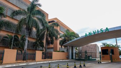 Agência sanitária bane comercialização de picolé com melatonina e suplemento proteico