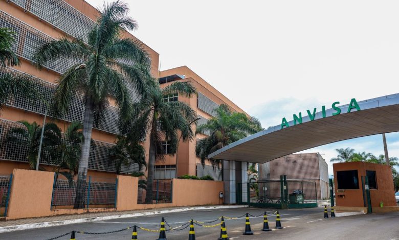 Agência sanitária bane comercialização de picolé com melatonina e suplemento proteico