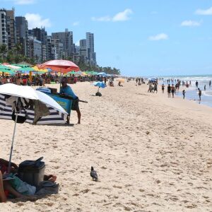 Bombeiros encontram neste domingo (25) corpo de homem desaparecido na Praia de Boa Viagem