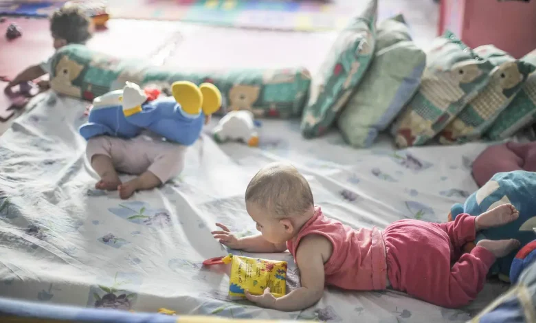 Brasil registra 330 mil internações infantiles por quedas em uma década