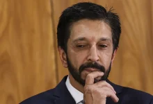 Câmara municipal de São Paulo debate pedido de impeachment contra Ricardo Nunes