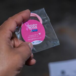 Caminhada Rosa reúne servidores em Recife para alertar sobre prevenção do câncer de mama