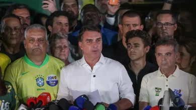 Coordenador de campanha relata surpresa com sumiço de Flávio Bolsonaro e desconhece paradeiro