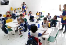 Eleitores com filhos ganham 34 creches abertas em recife neste domingo para votação