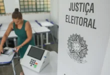 Eleitores formam filas logo cedo no Maranhão e marcam o início da votação