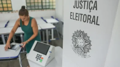 Eleitores formam filas logo cedo no Maranhão e marcam o início da votação