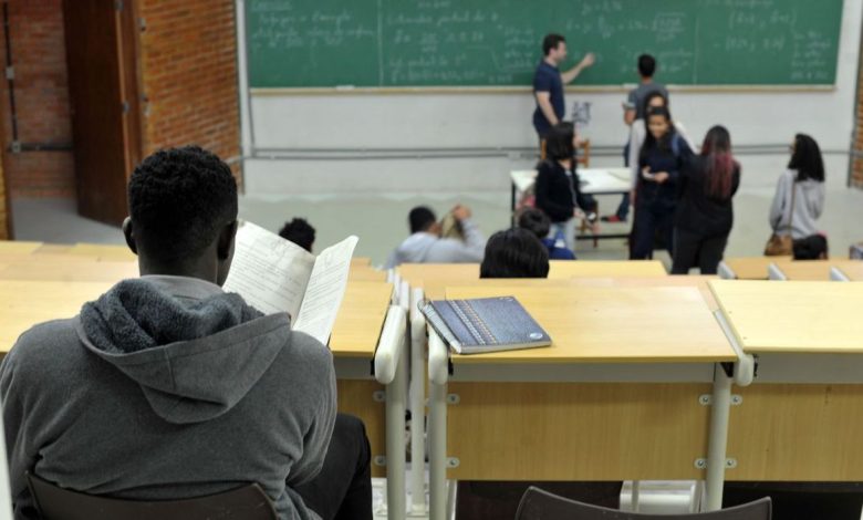 Estudantes iniciantes têm até 18 de dezembro para responder ao questionário do Enade 2026
