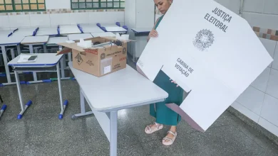Fim de campanha e auditoria das urnas marcam a véspera do segundo turno