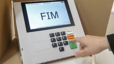Governador em disputa direta mobiliza cinco estados e o DF no segundo turno