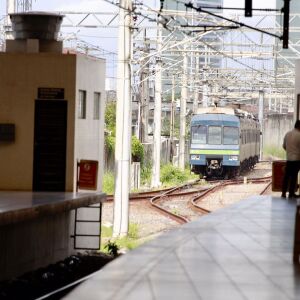 Linha Sul do Metrô do Recife tem atrasos nesta terça (27) devido a falha e trem quebrado