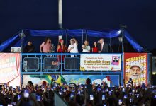 Lula chama de vergonhosa a viagem de Flávio Bolsonaro aos Estados Unidos após ordem do STF