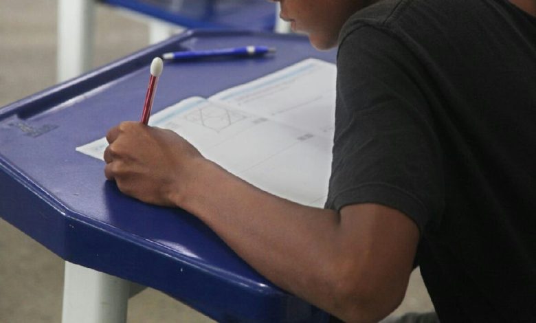 Olimpíada de matemática reúne milhares de estudantes e professores em todo o país