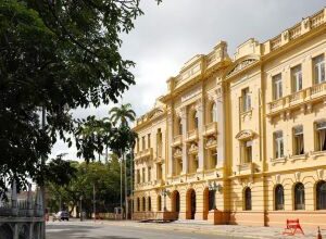 Pernambuco transfere ponto facultativo do Servidor Público para 30 de outubro