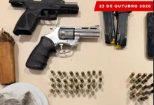 Polícia Militar apreende armas, munições e drogas no bairro Jardins, em Coruripe