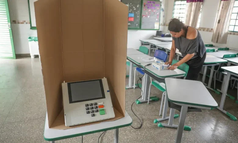 Prazo para justificar ausência no segundo turno termina em janeiro