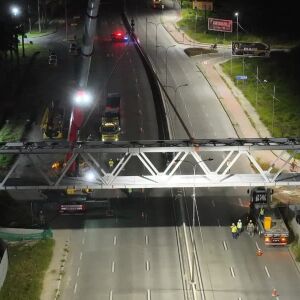 Trânsito é normalizado na Br-232 após conclusão de passarela pelo Der-pe
