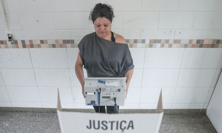 TSE realiza verificação de sistemas e emite zerésima de urnas eletrônicas