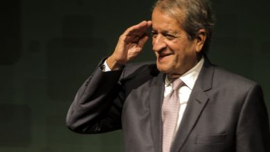 Valdemar Costa Neto desaprova carta de Flávio Bolsonaro sobre eleições